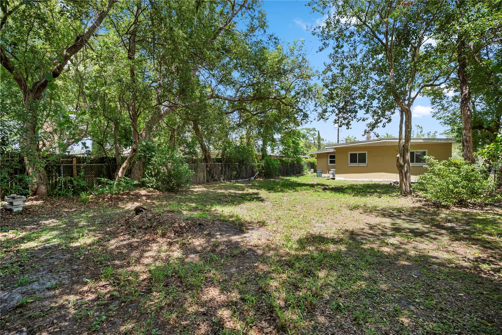 5212 N Indiana Ave Property Photo 29