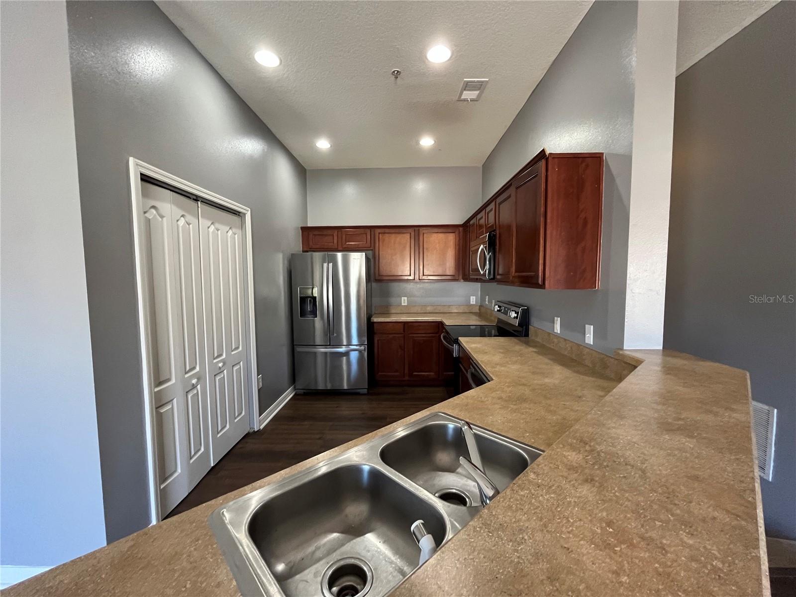 7125 Red Lantern Dr #17a Property Photo 14