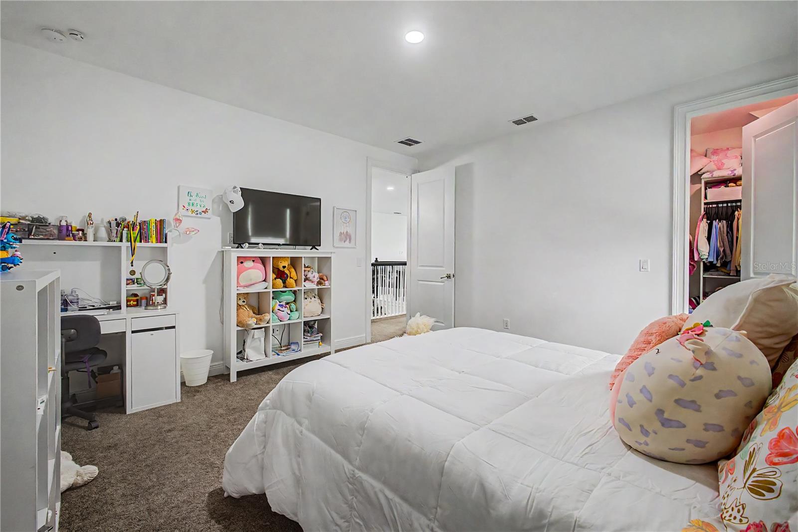 11768 Hampstead St Property Photo 38