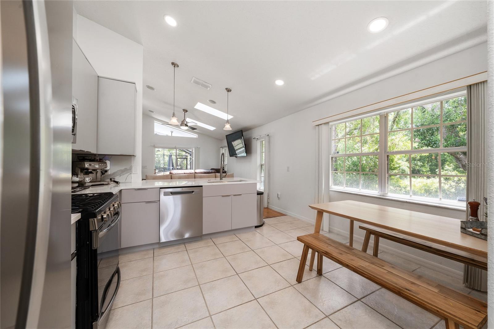 10966 Eliotti St Property Photo 16