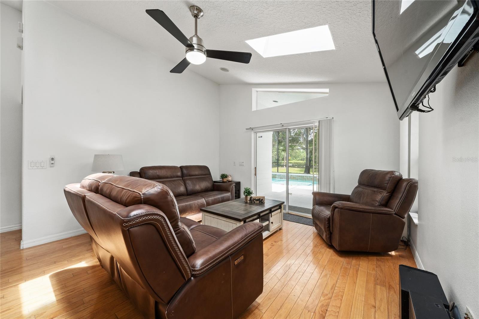 10966 Eliotti St Property Photo 23