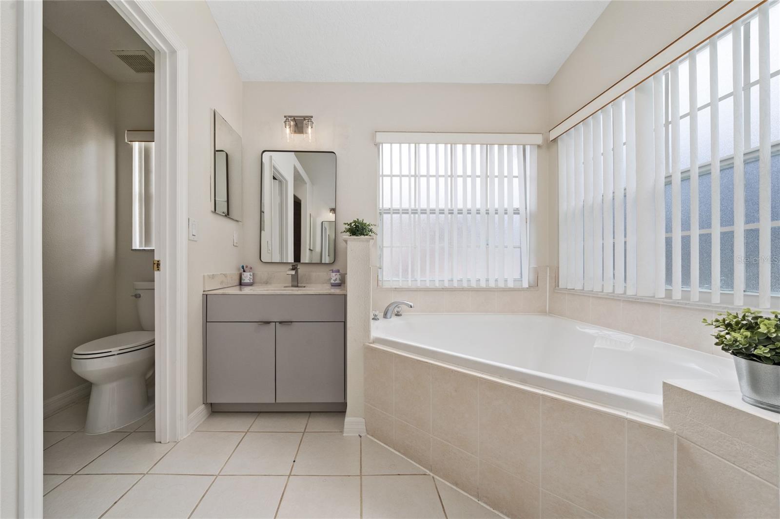 10966 Eliotti St Property Photo 37