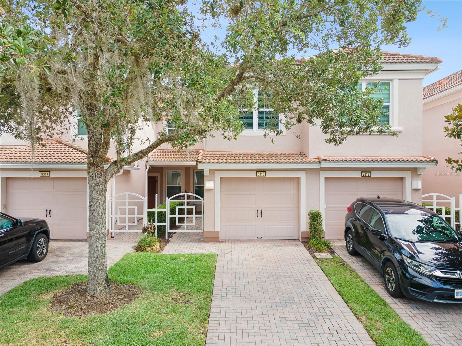 8316 FONTERA DR #8316