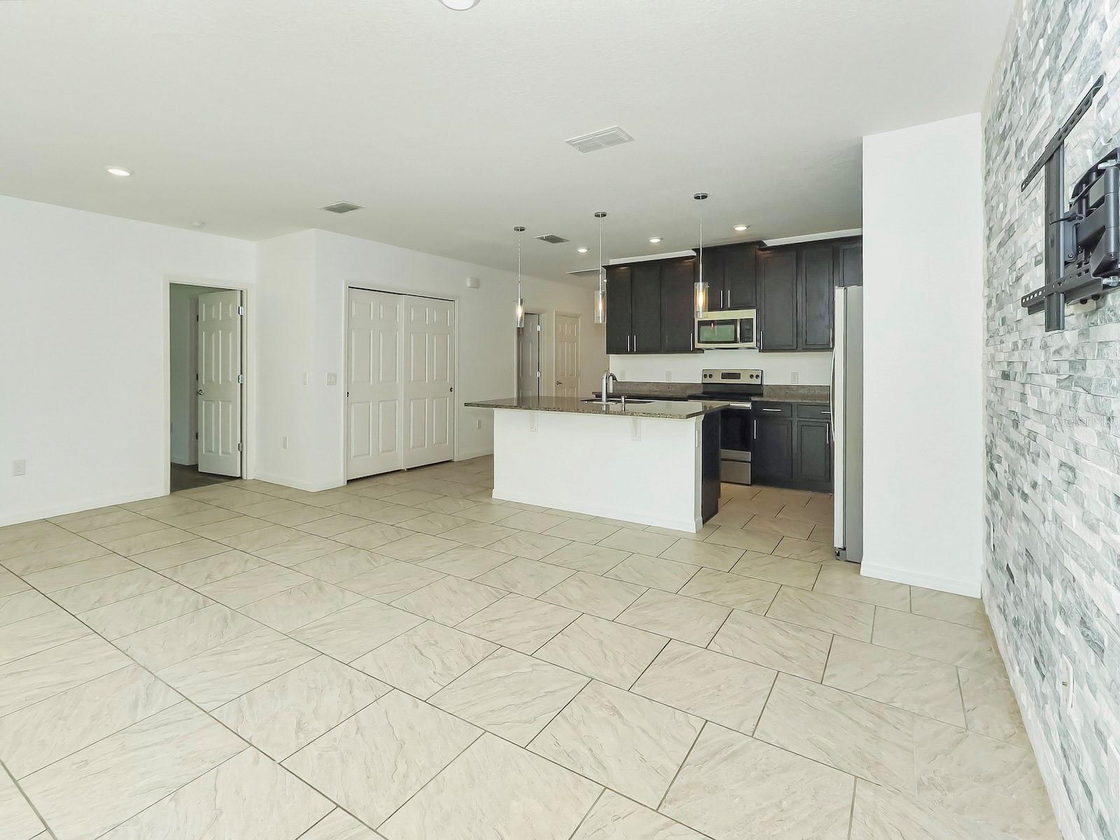 2919 Parkfield Rd Property Photo 13