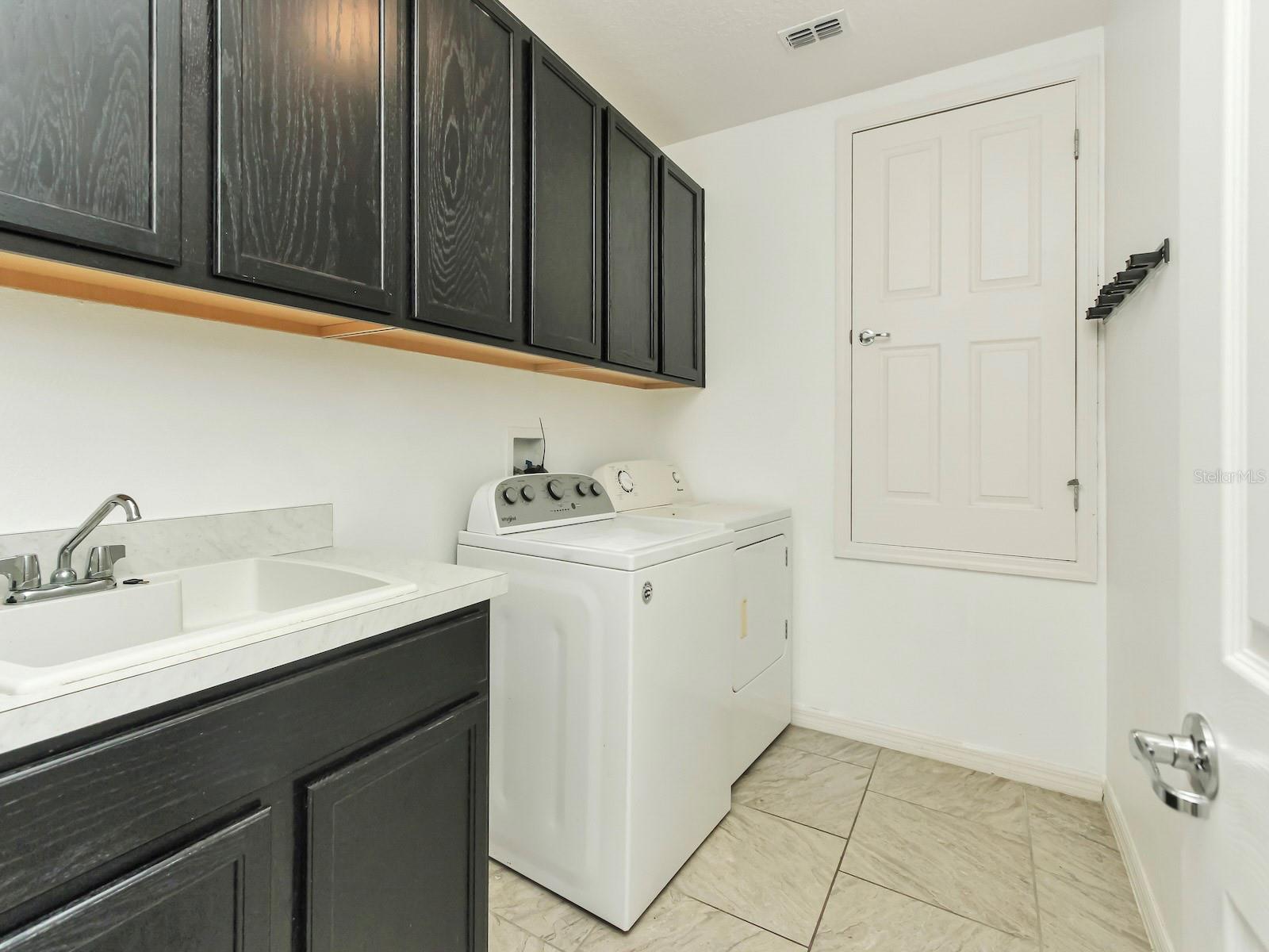 2919 Parkfield Rd Property Photo 26