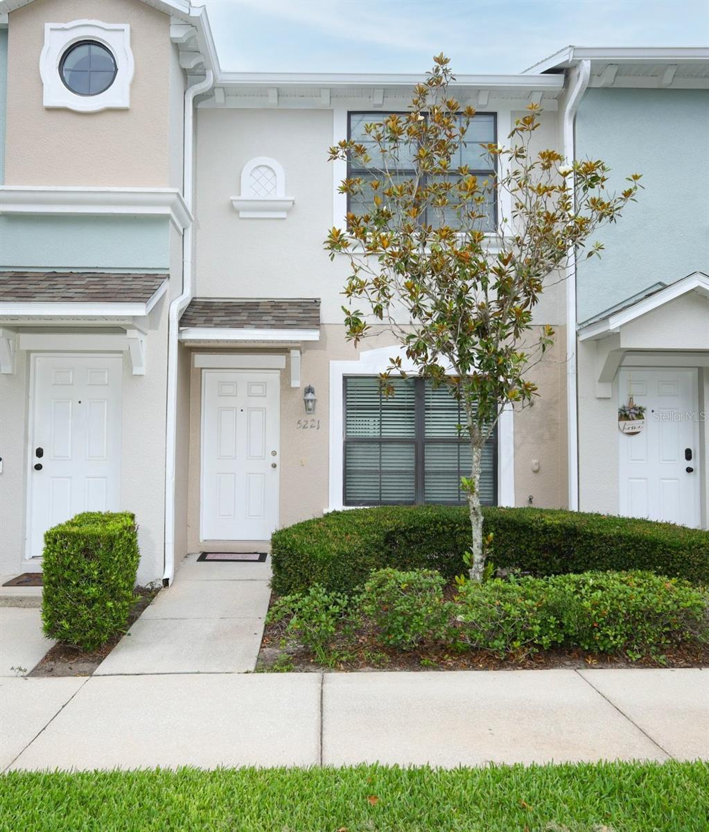 5221 Windsor Lake Cir Property Photo 1