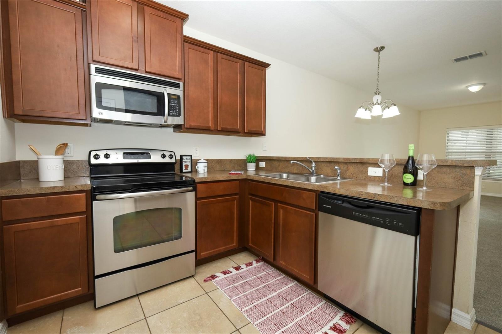 5221 Windsor Lake Cir Property Photo 6