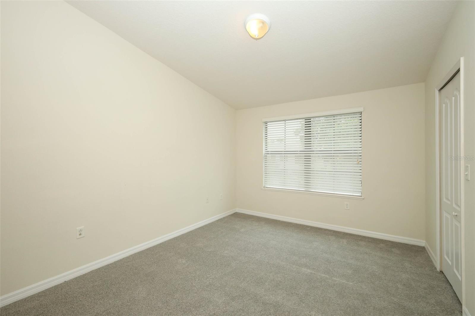 5221 Windsor Lake Cir Property Photo 10