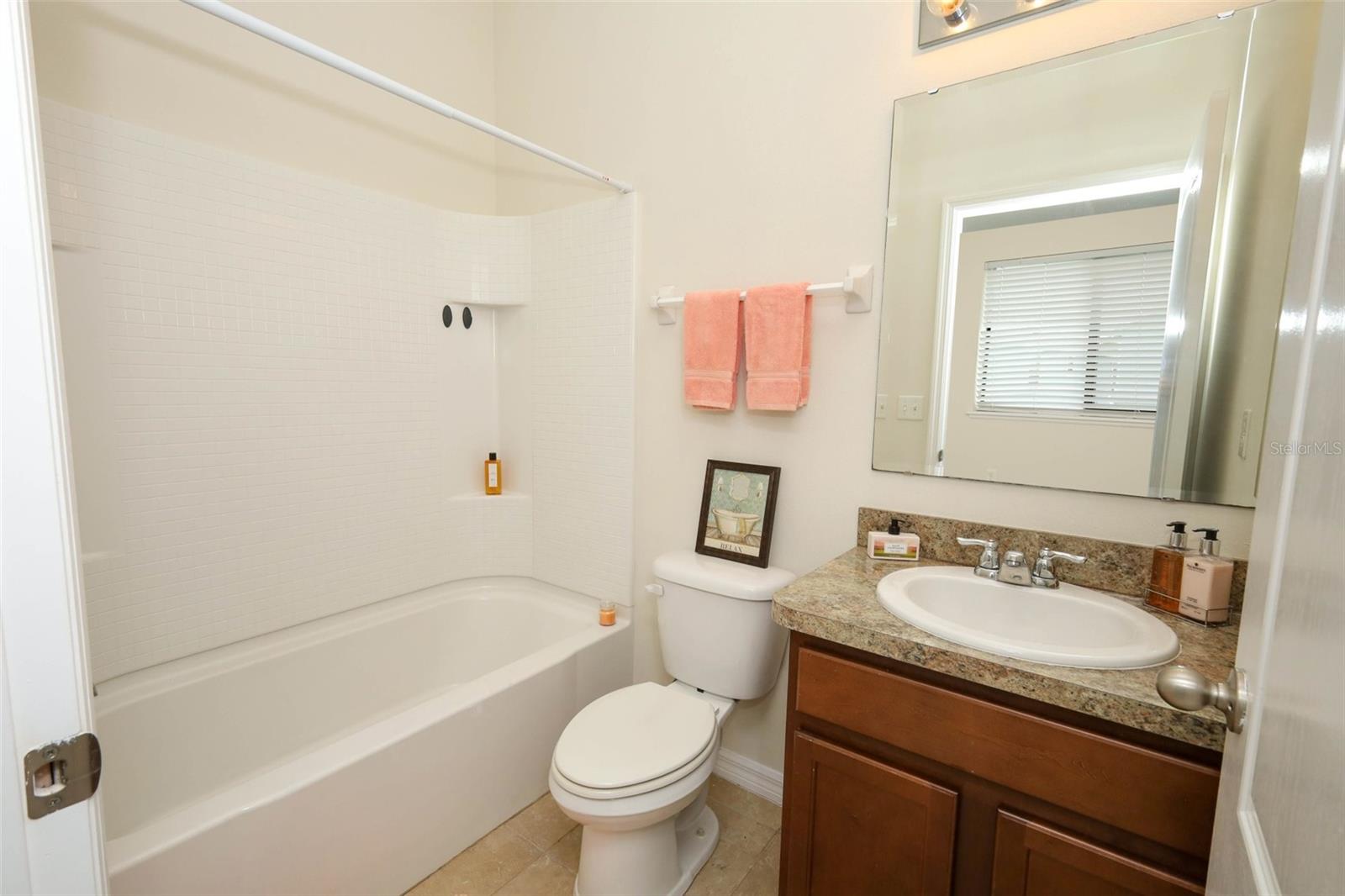 5221 Windsor Lake Cir Property Photo 16