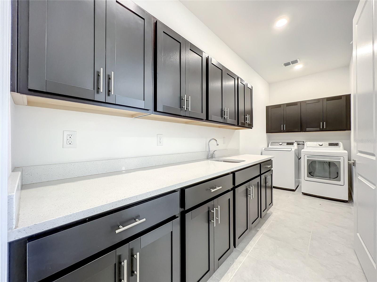 4379 Renly Ln Property Photo 16