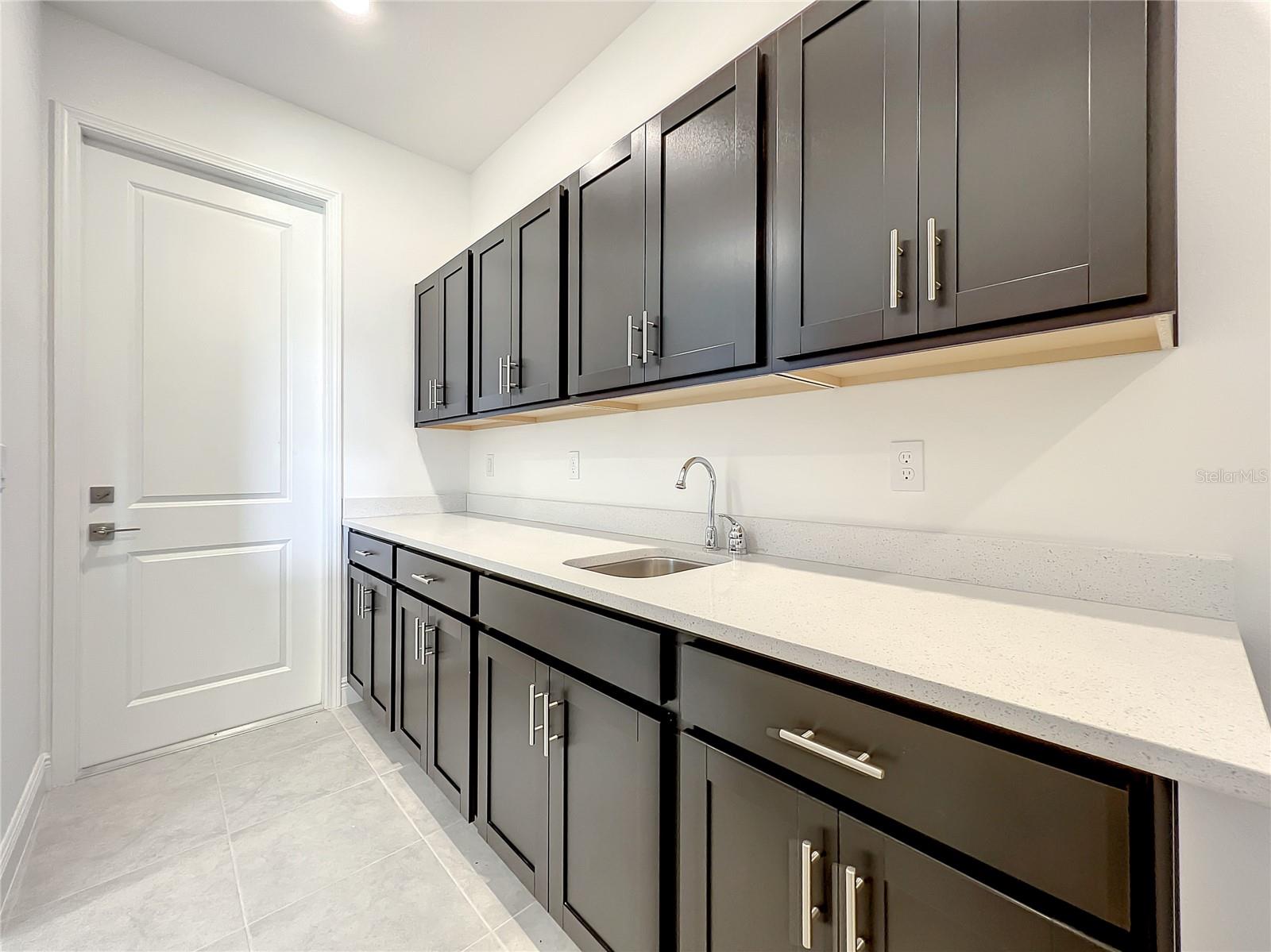 4379 Renly Ln Property Photo 17