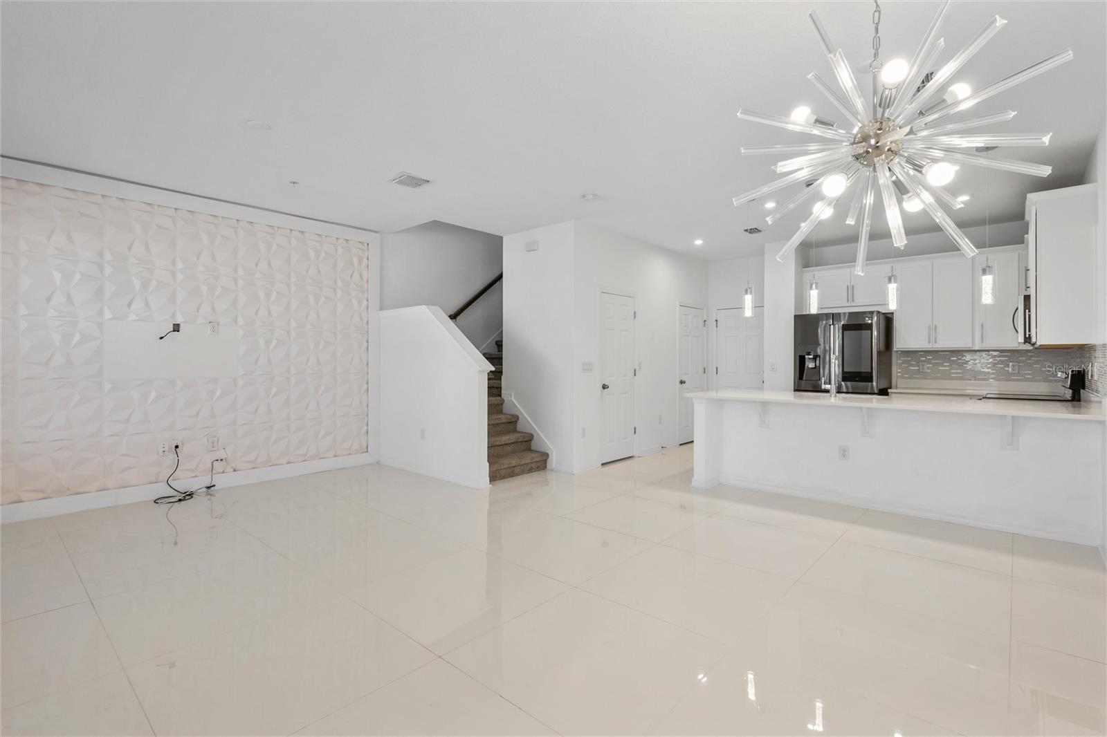 10251 Highline Crest St Property Photo 18