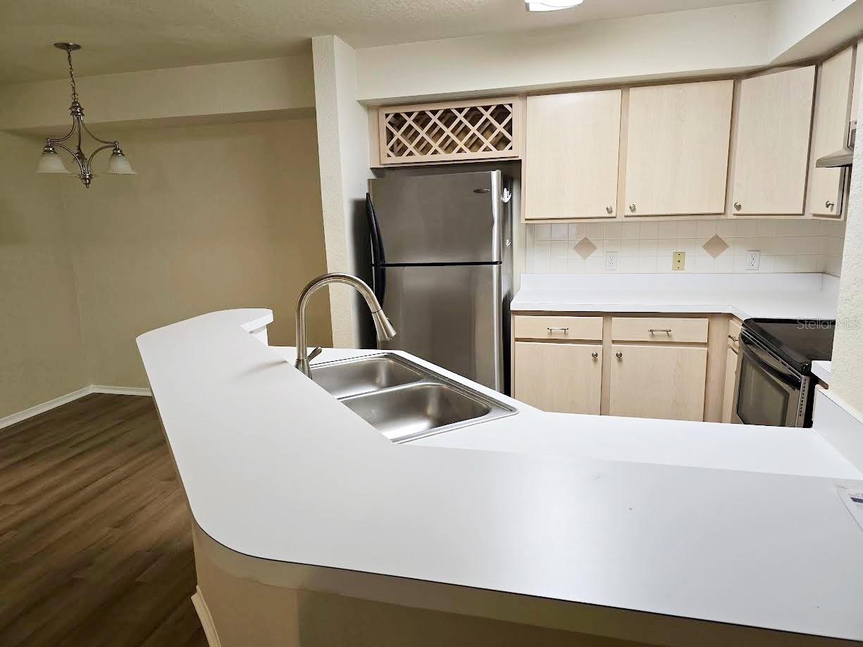 831 Camargo Way #109 Property Photo 5