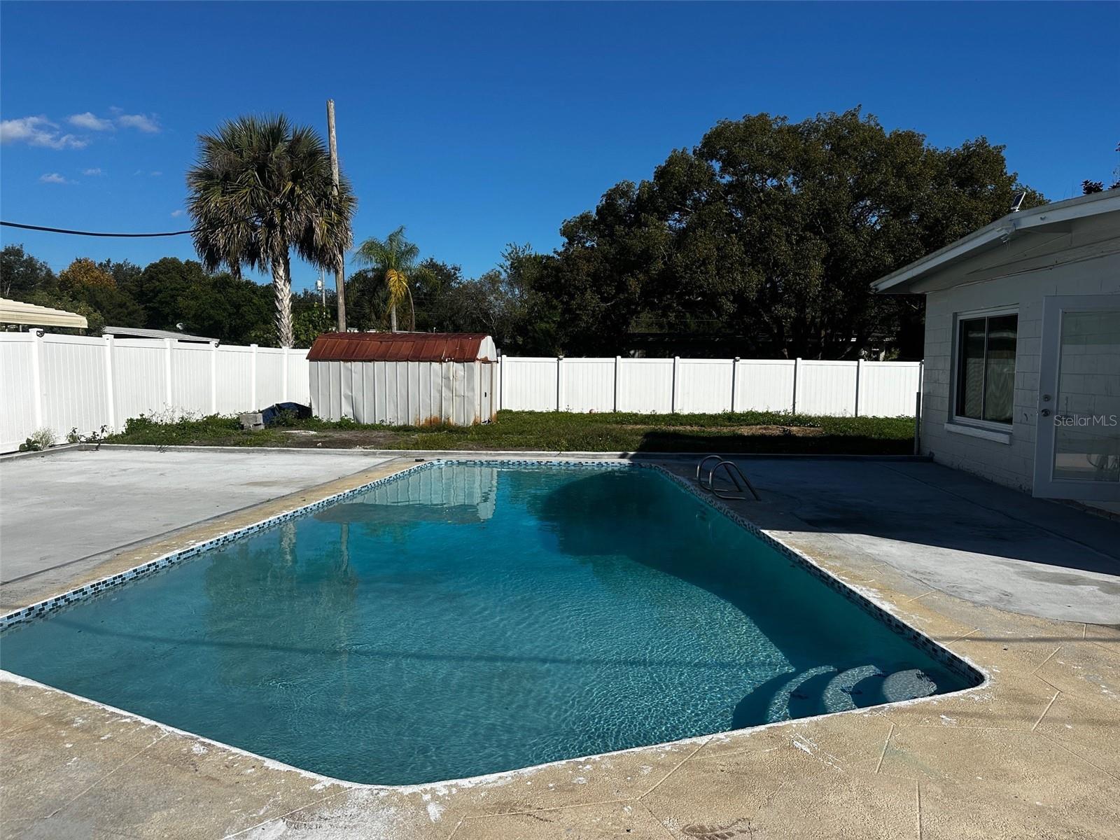 156 Pinecrest Dr Property Photo 4