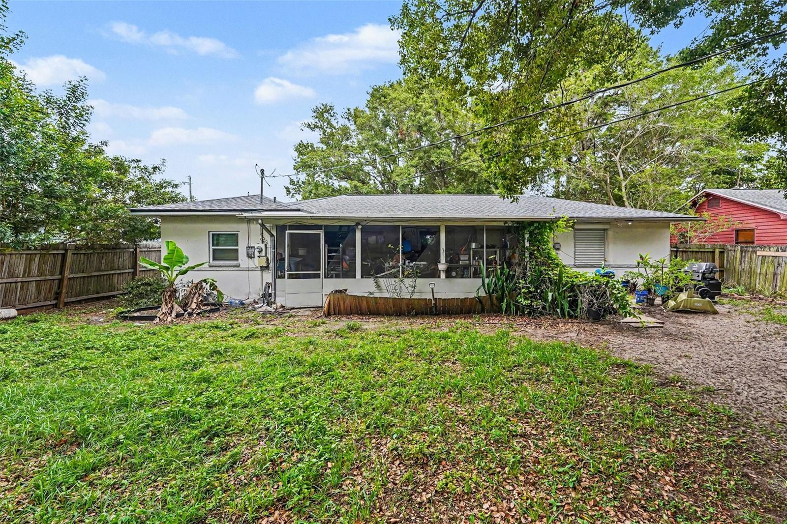 110 N Jupiter Ave Property Photo 14