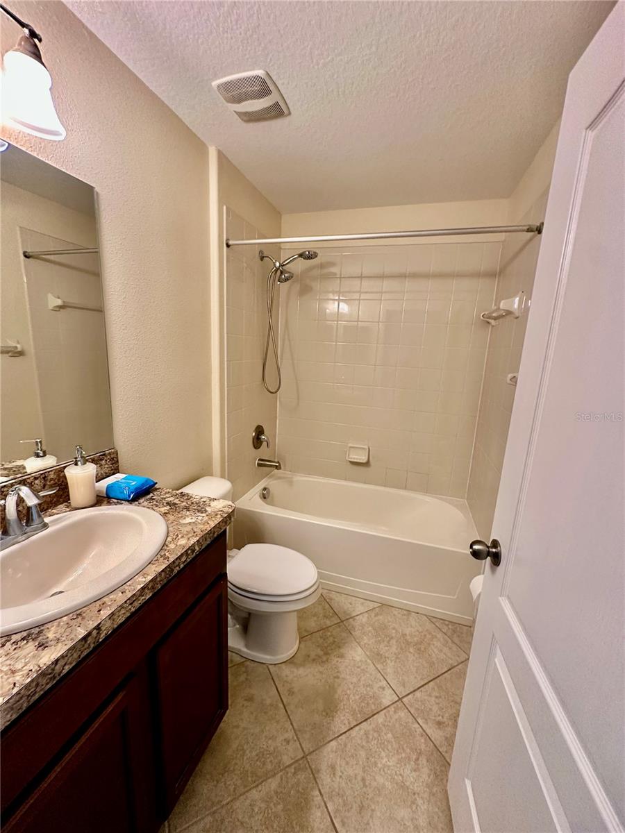 18591 Briar Oaks Dr Property Photo 24