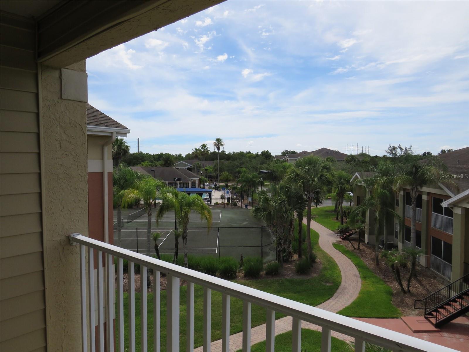 O6414612 Property Photo 9