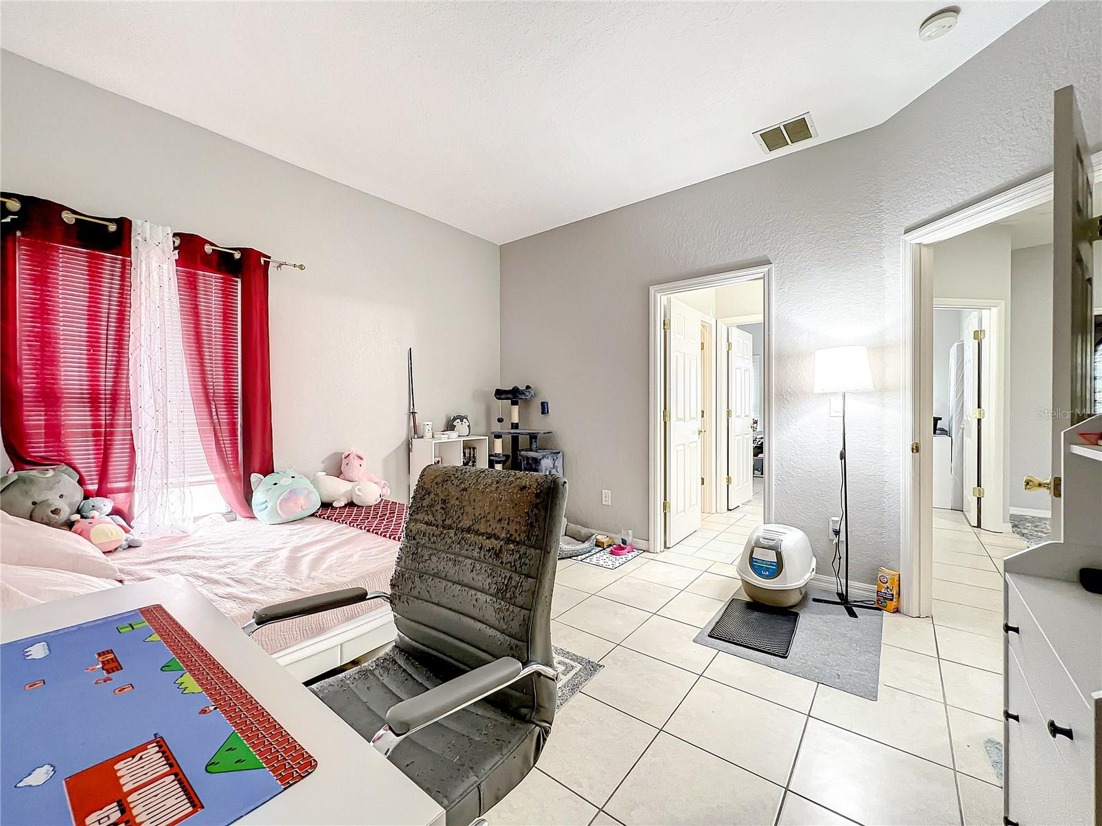 501 Summer Place Loop Property Photo 6