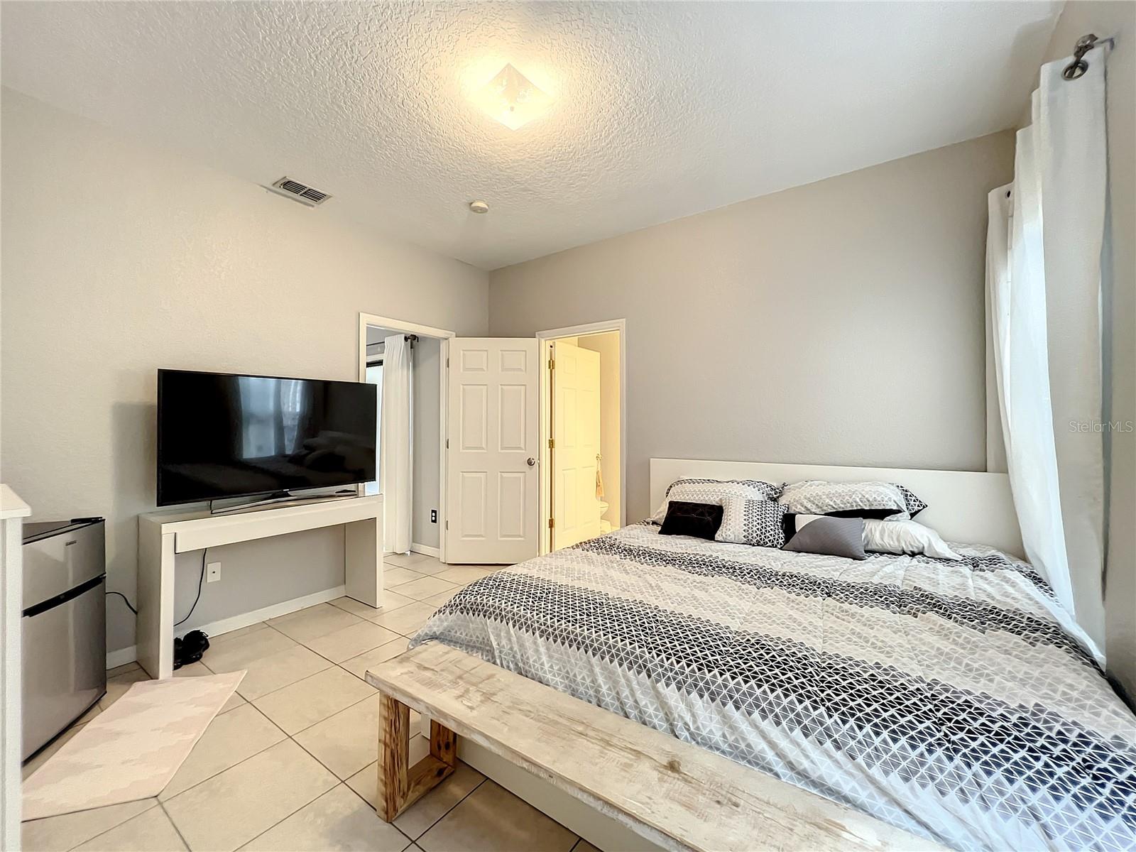 501 Summer Place Loop Property Photo 9