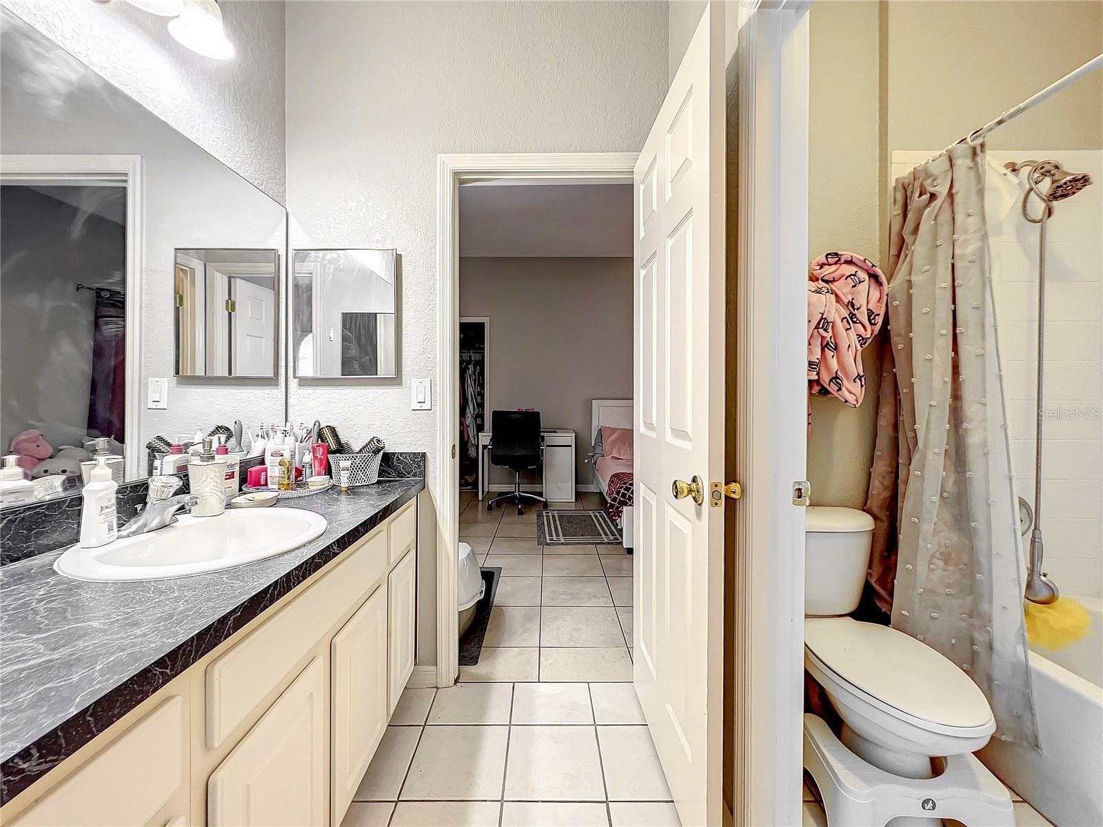 501 Summer Place Loop Property Photo 11