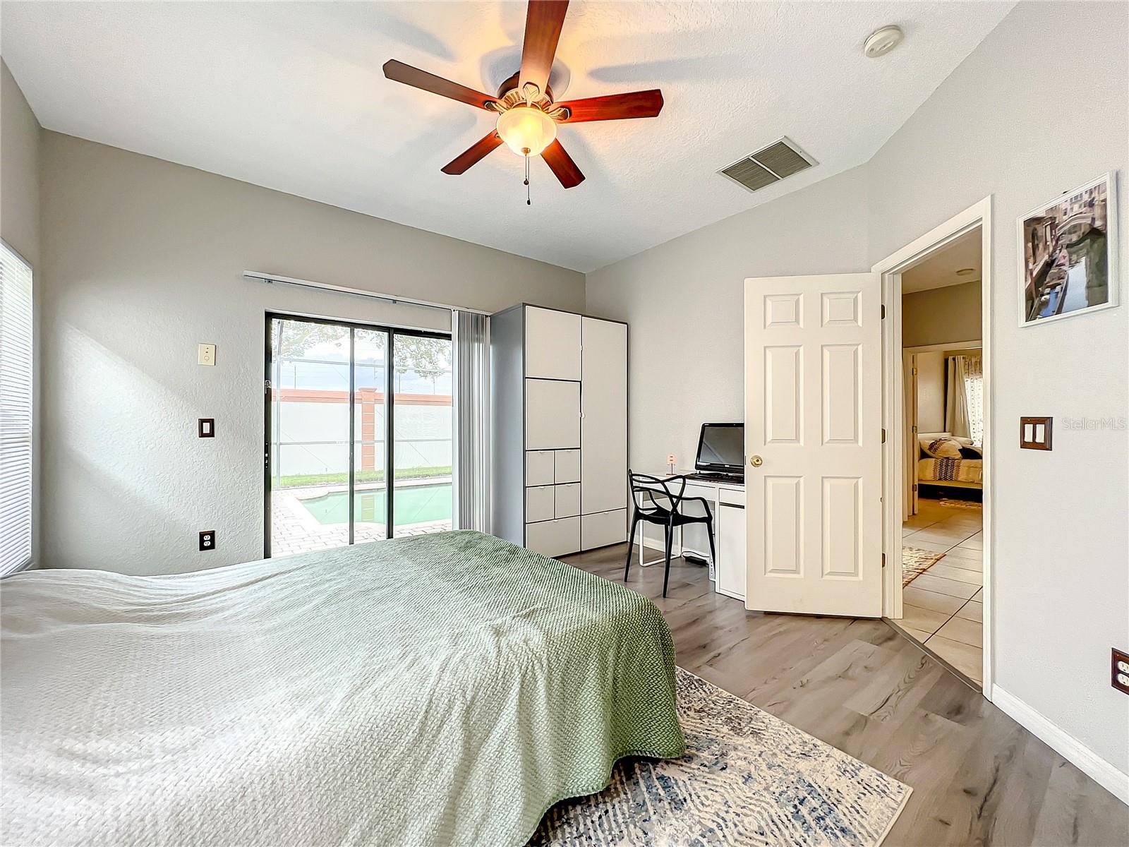 501 Summer Place Loop Property Photo 13