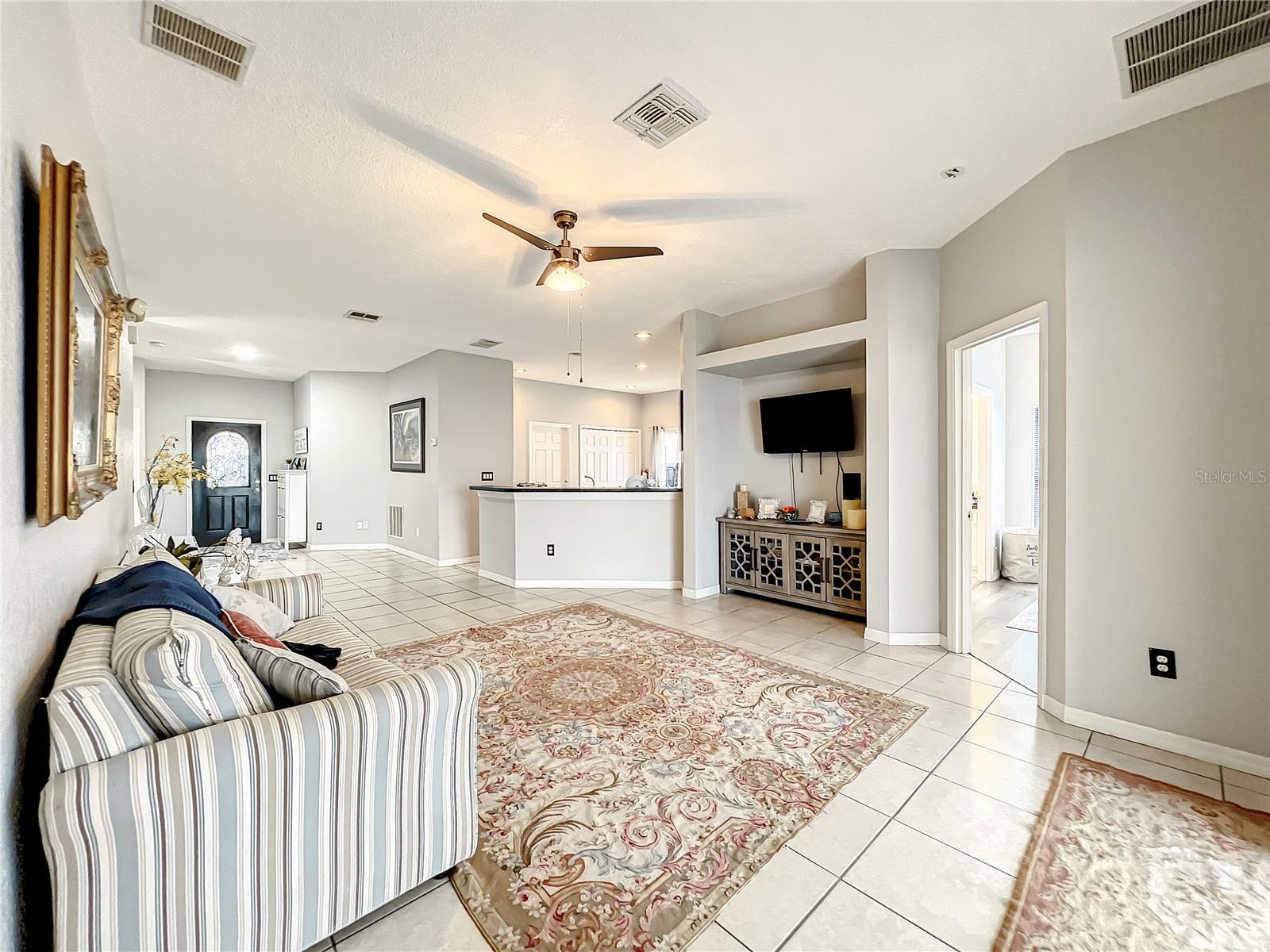501 Summer Place Loop Property Photo 14