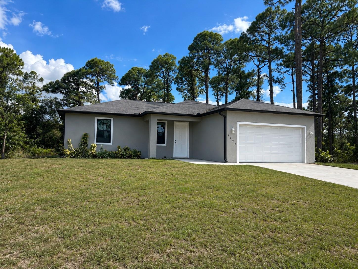 6203 FOREST CT Property Photo 1