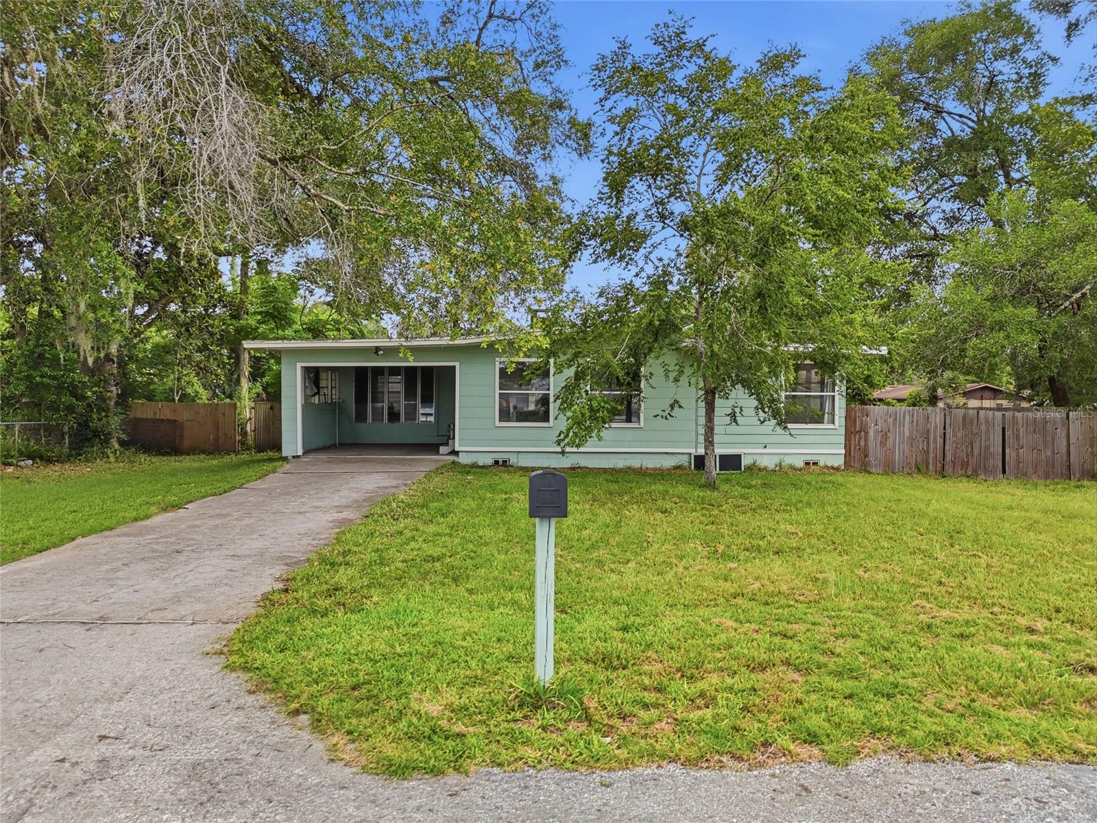 1881 COTTONWOOD ST Property Photo 1
