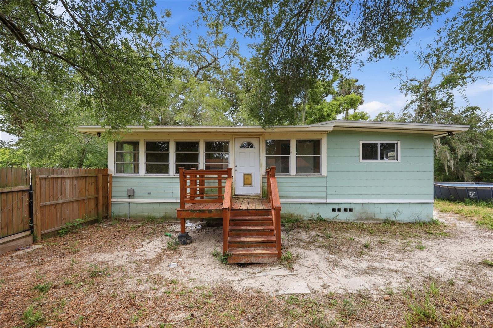 1881 Cottonwood St Property Photo 19