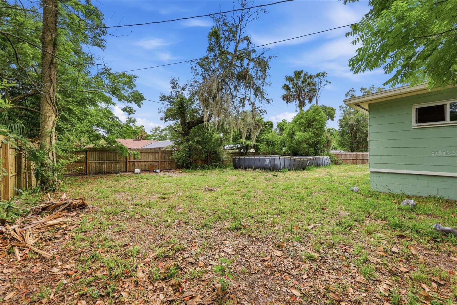 1881 Cottonwood St Property Photo 21