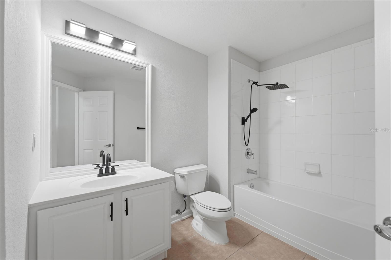 6843 Sperone St Property Photo 24