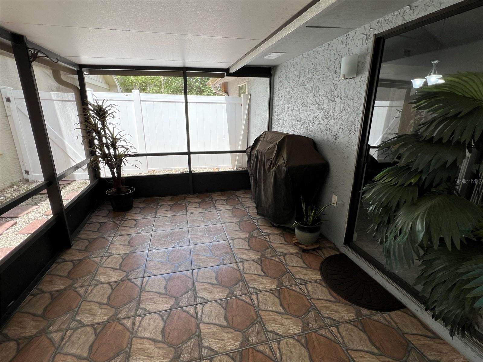 3159 Berridge Ln Property Photo 15