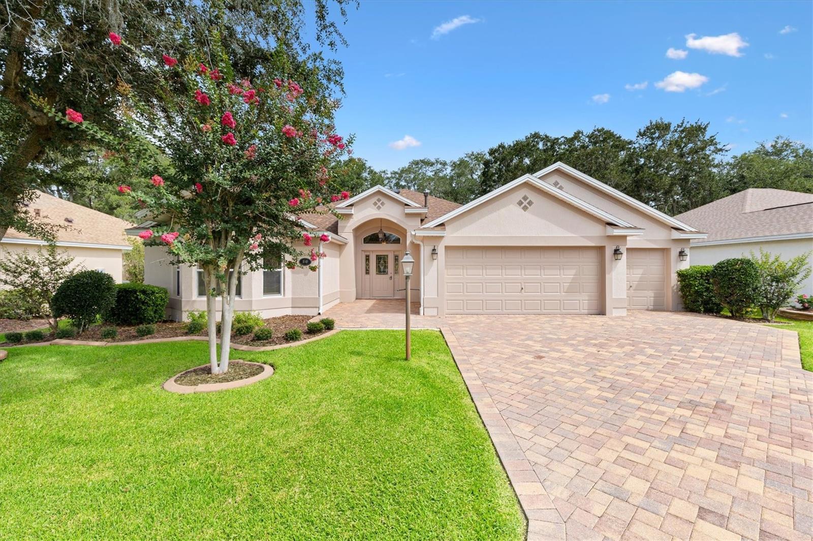 1649 Hartsville Trl Property Photo 1