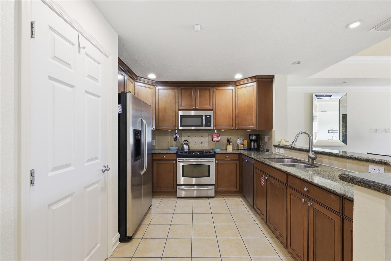 7612 Cabana Ct #202 Property Photo 21