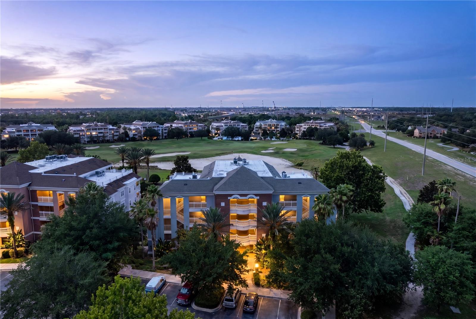 1100 SUNSET VIEW CIR #204 Property Photo 1