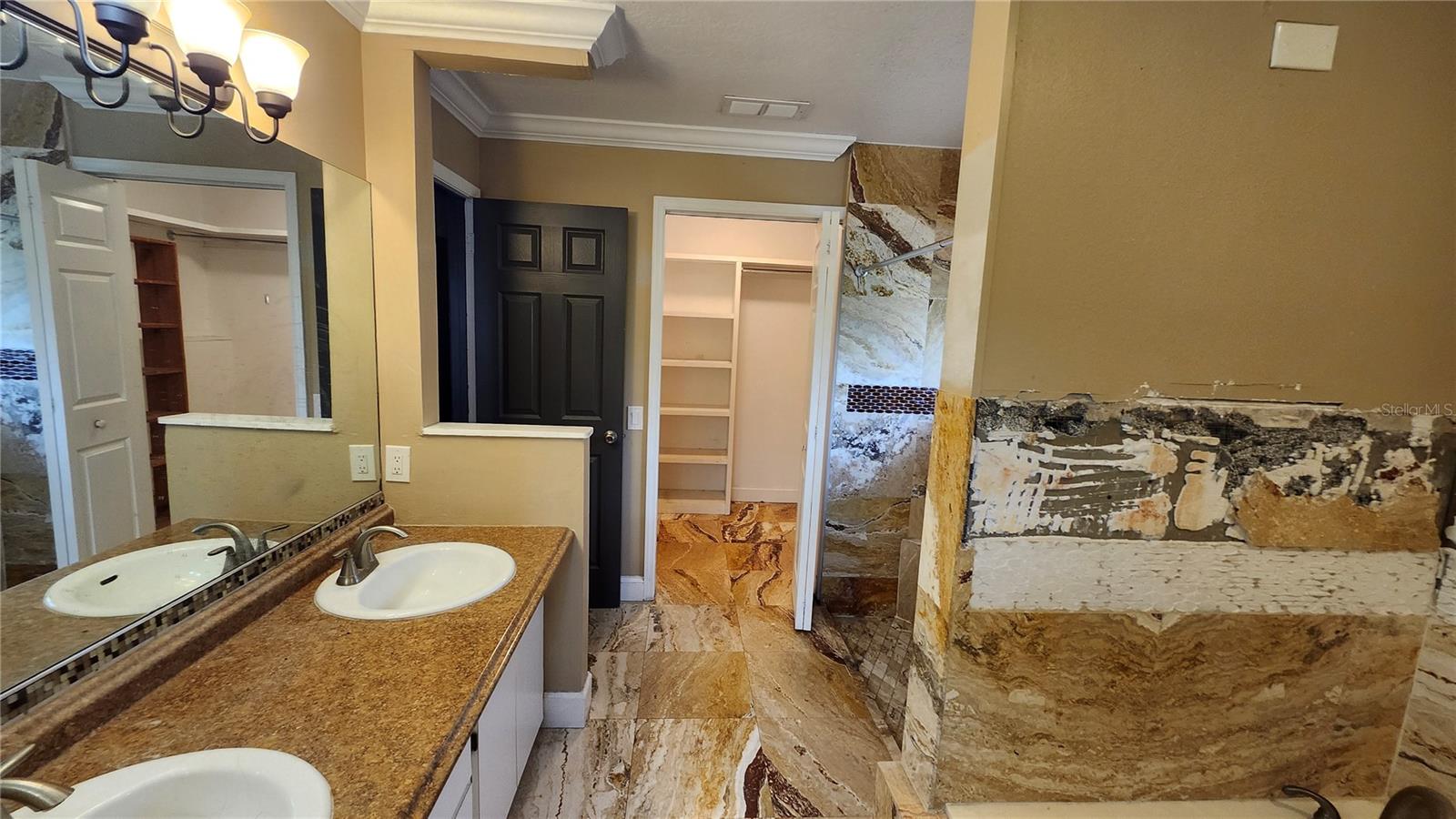 1076 Sweet Tree Ct Property Photo 7