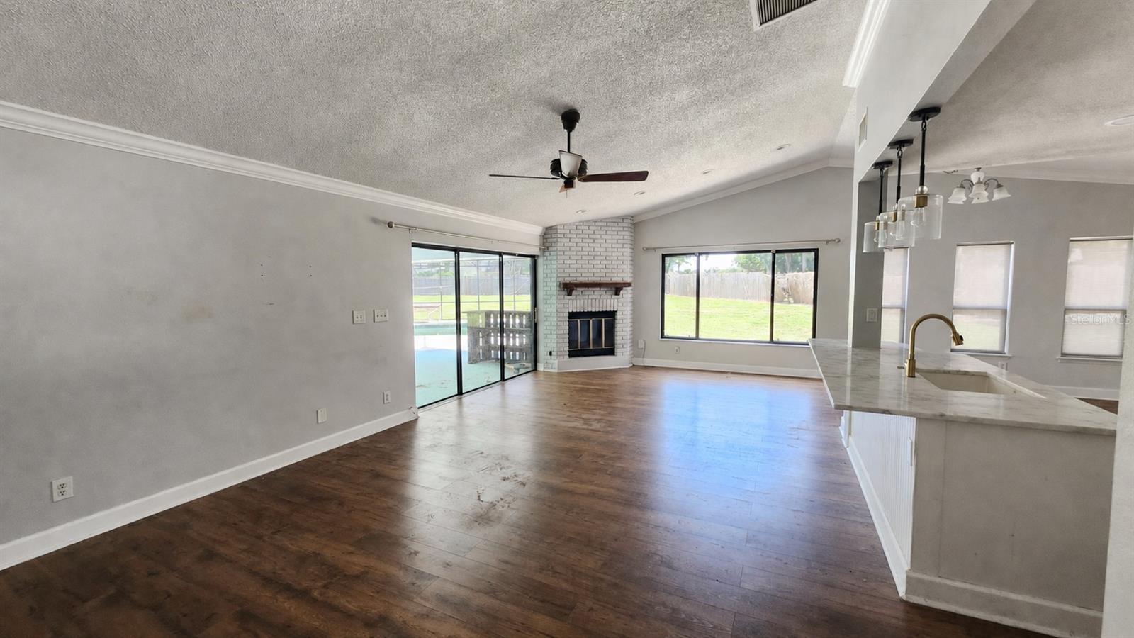 1076 Sweet Tree Ct Property Photo 17