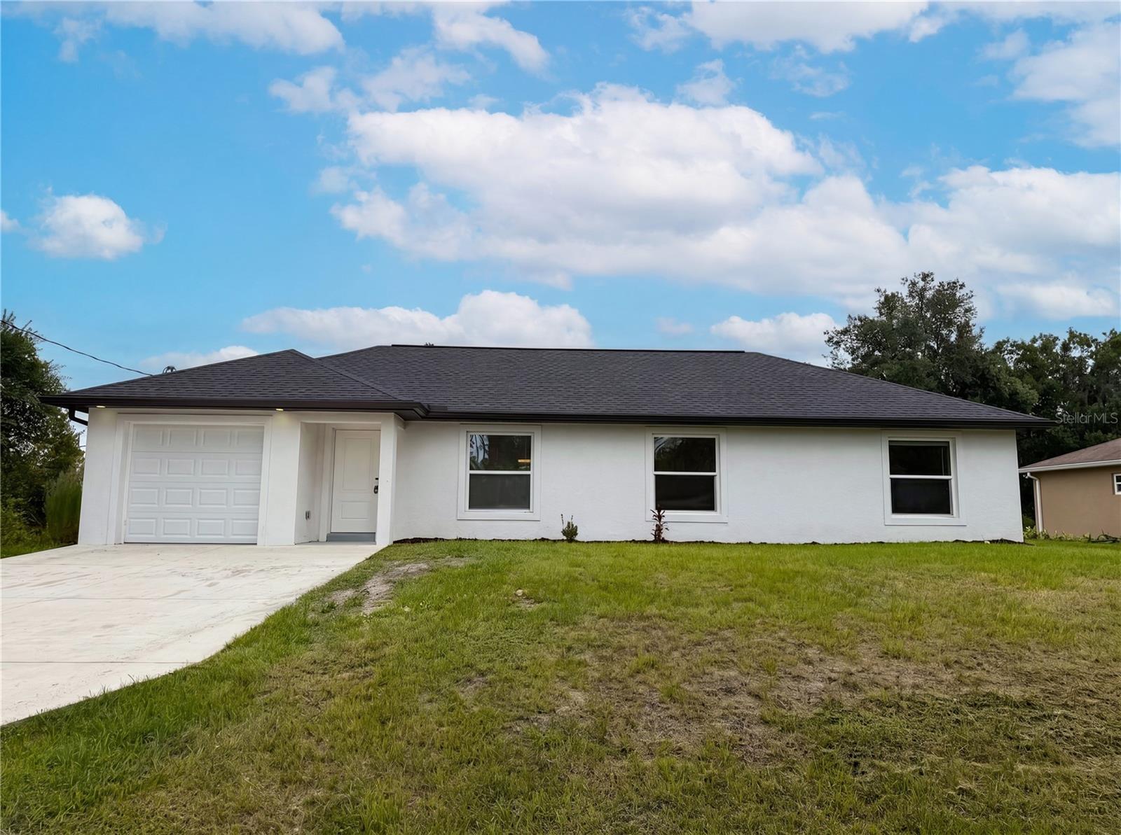 1914 LANDAU AVE Property Photo 1