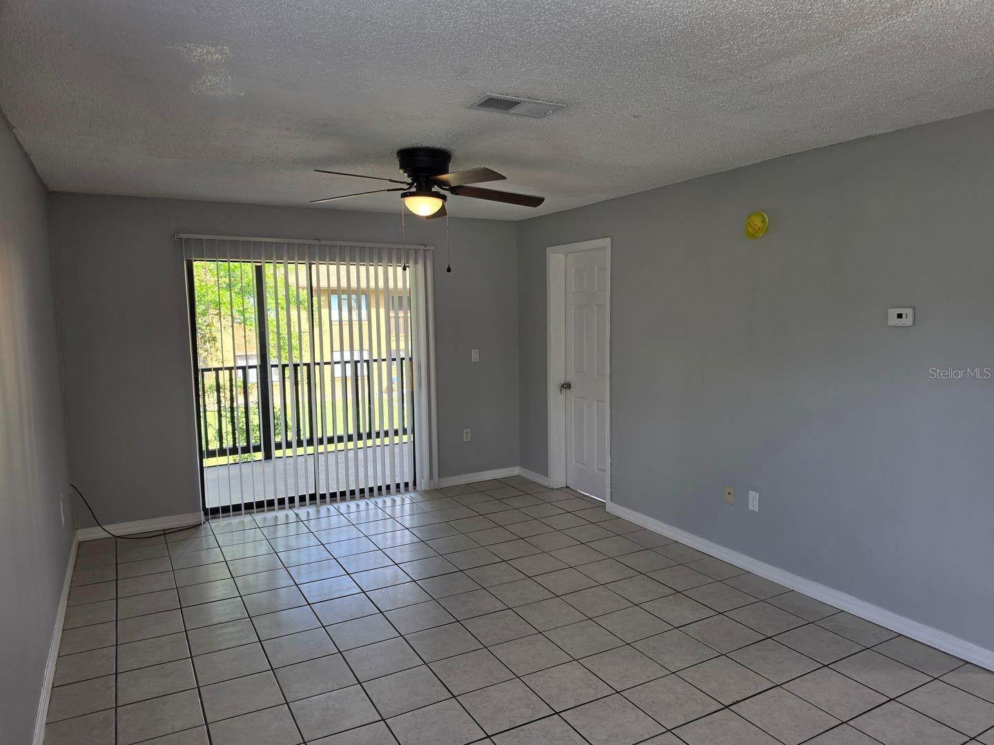 2526 S Oak Ave #a Property Photo 4
