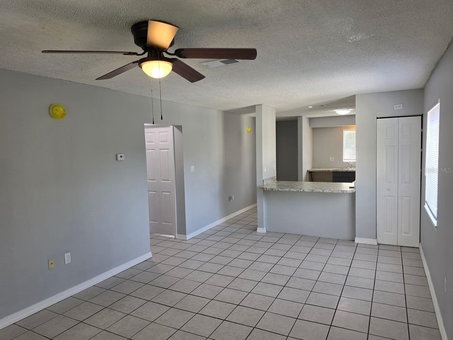 2526 S Oak Ave #a Property Photo 5