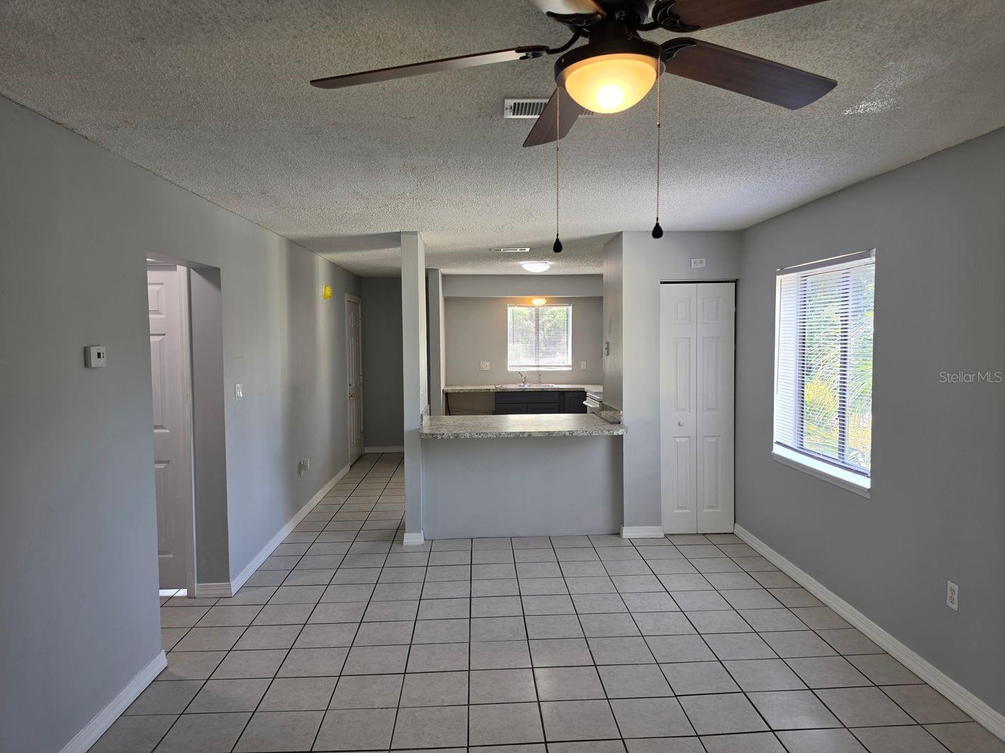 2526 S Oak Ave #a Property Photo 8
