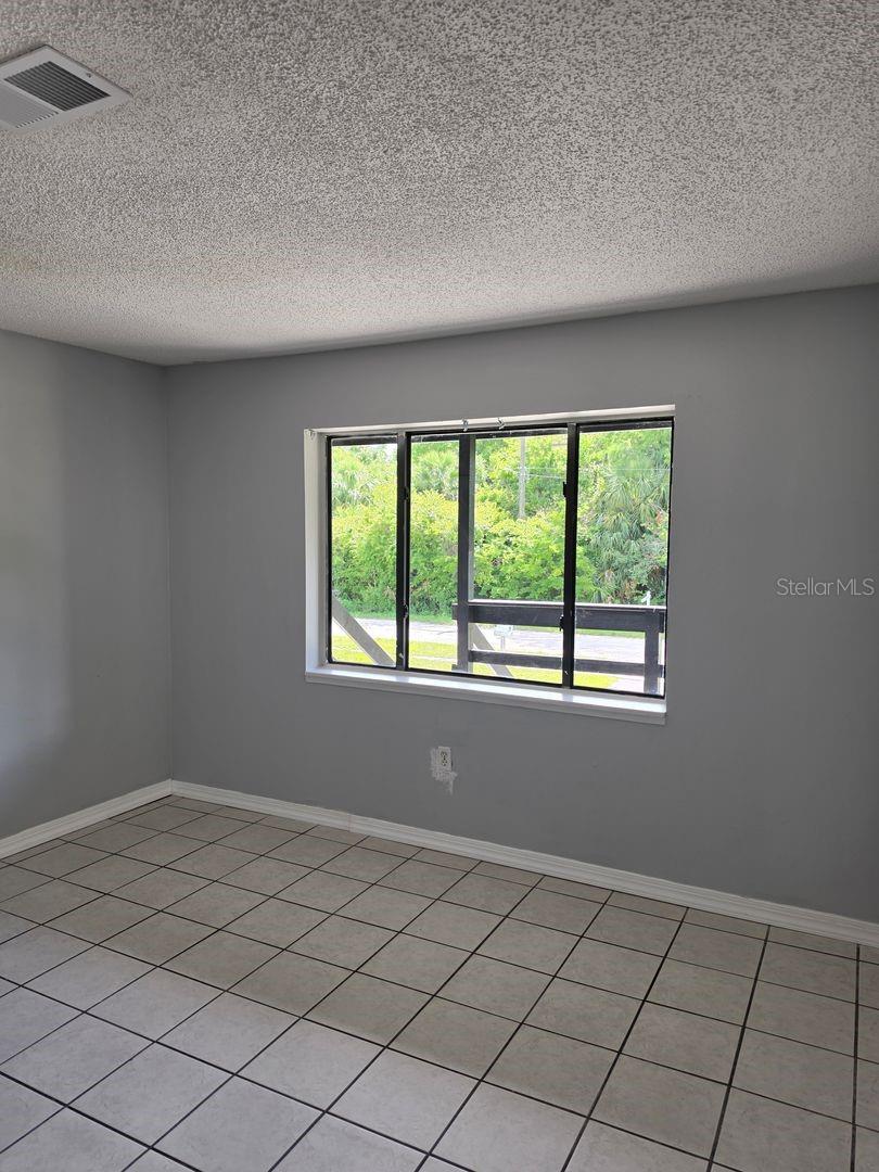2526 S Oak Ave #a Property Photo 10
