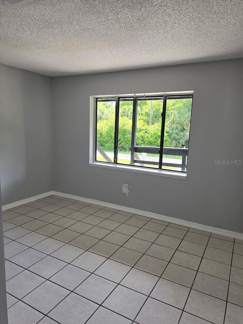 2526 S Oak Ave #a Property Photo 11