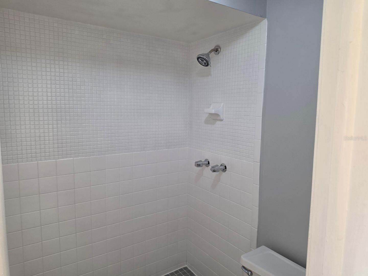 2526 S Oak Ave #a Property Photo 16