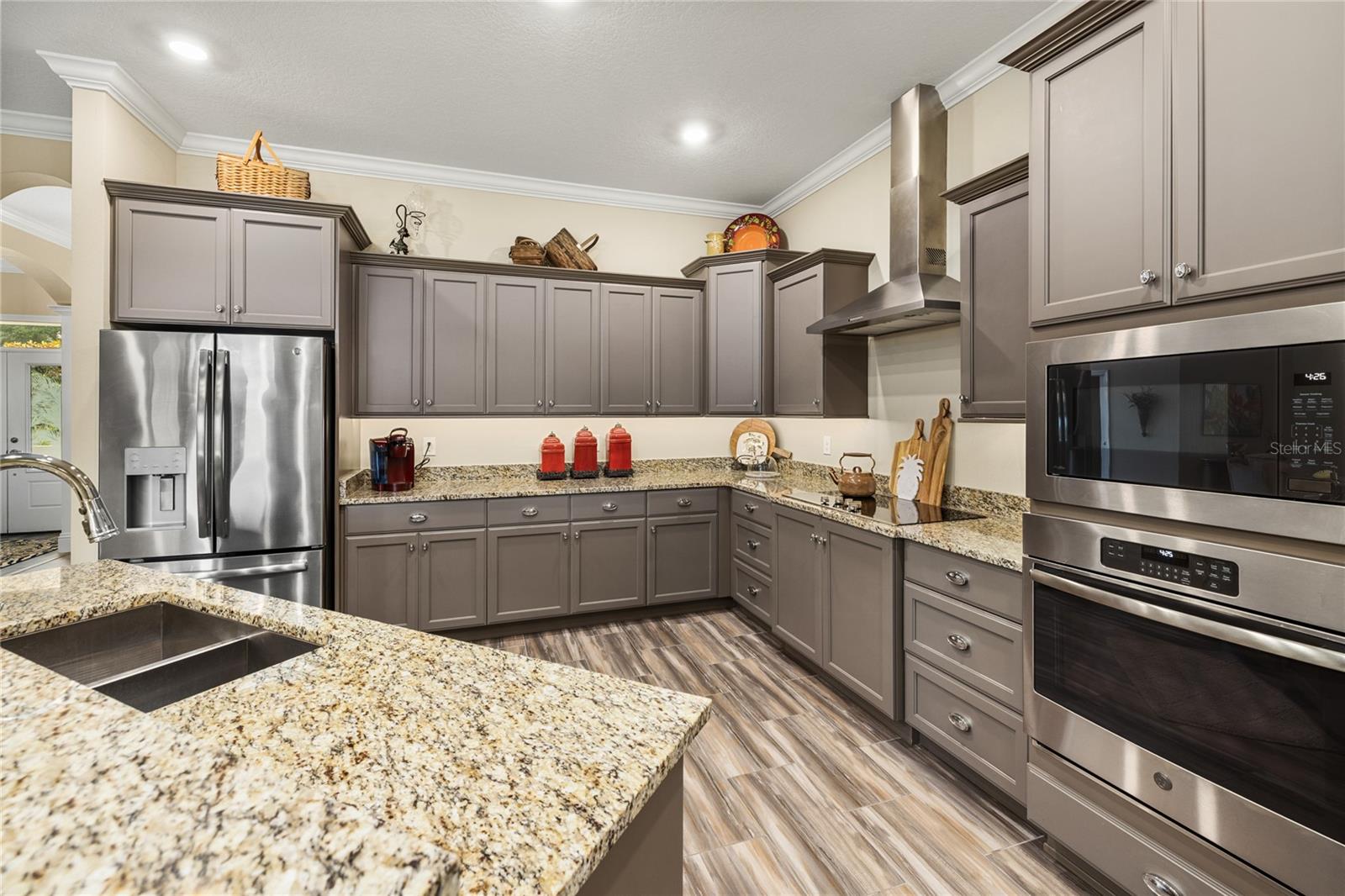 1097 Sugar Loaf Key Loop Property Photo 4