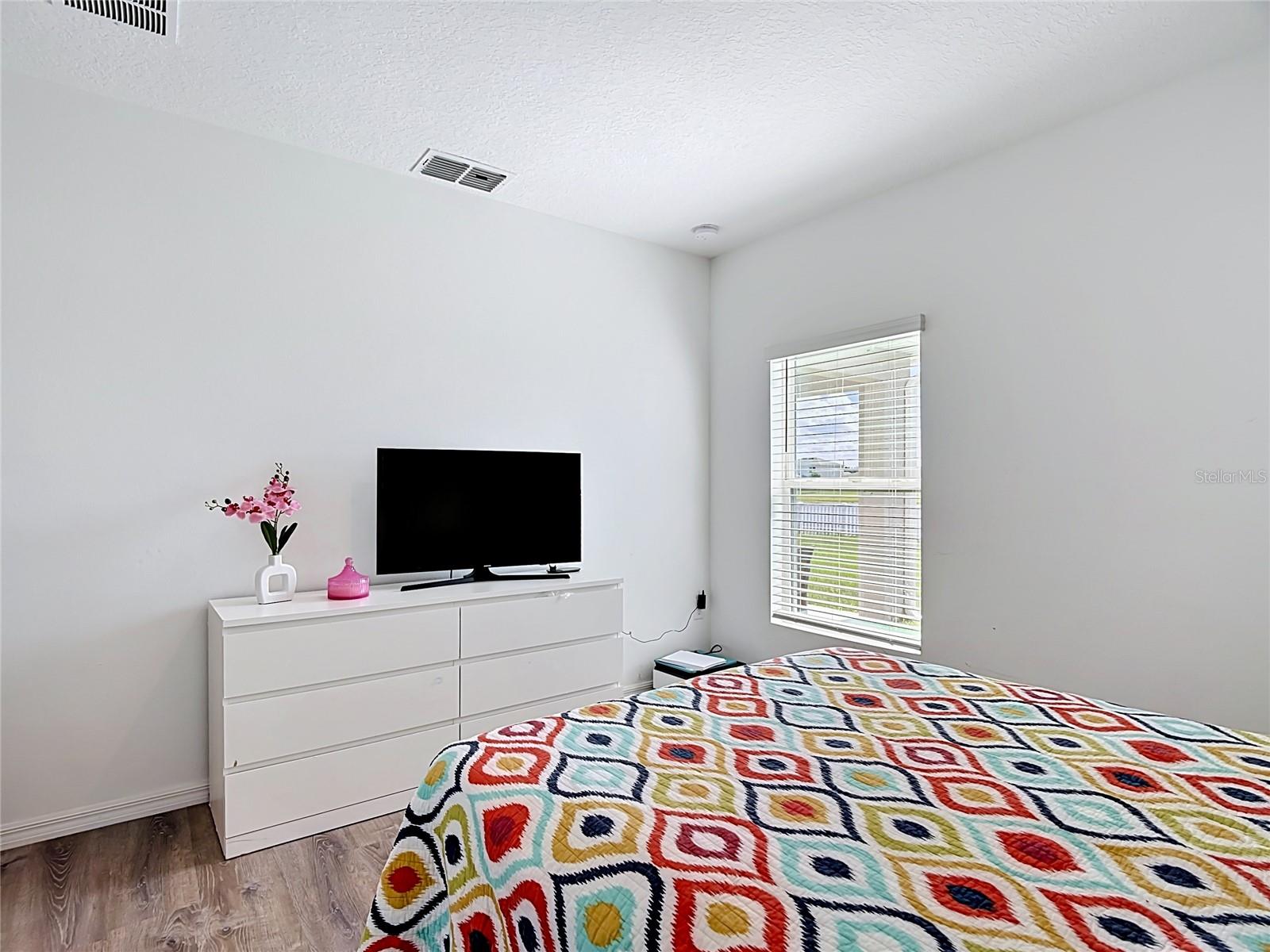 246 Zircon Rd Property Photo 26
