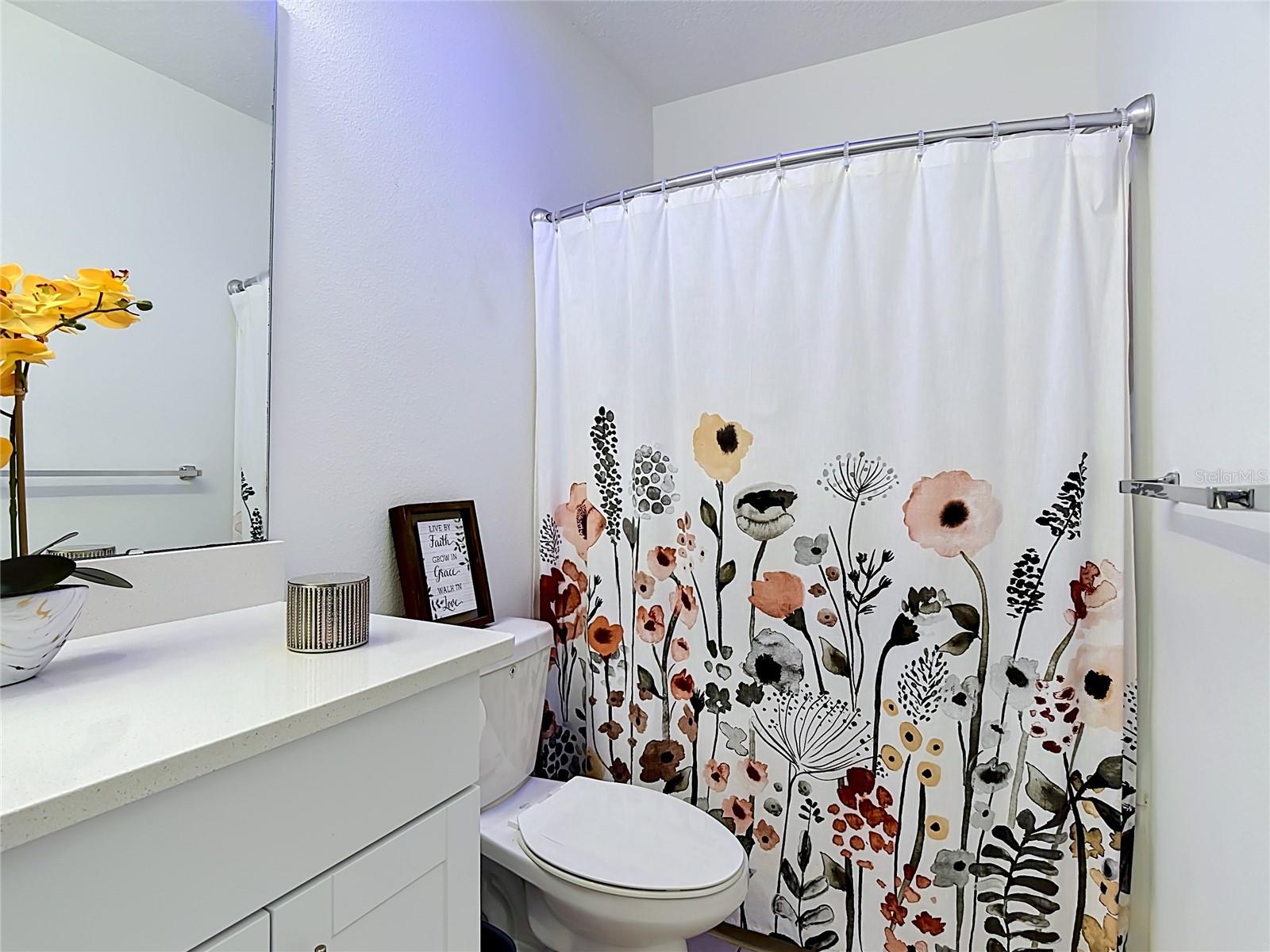 246 Zircon Rd Property Photo 28