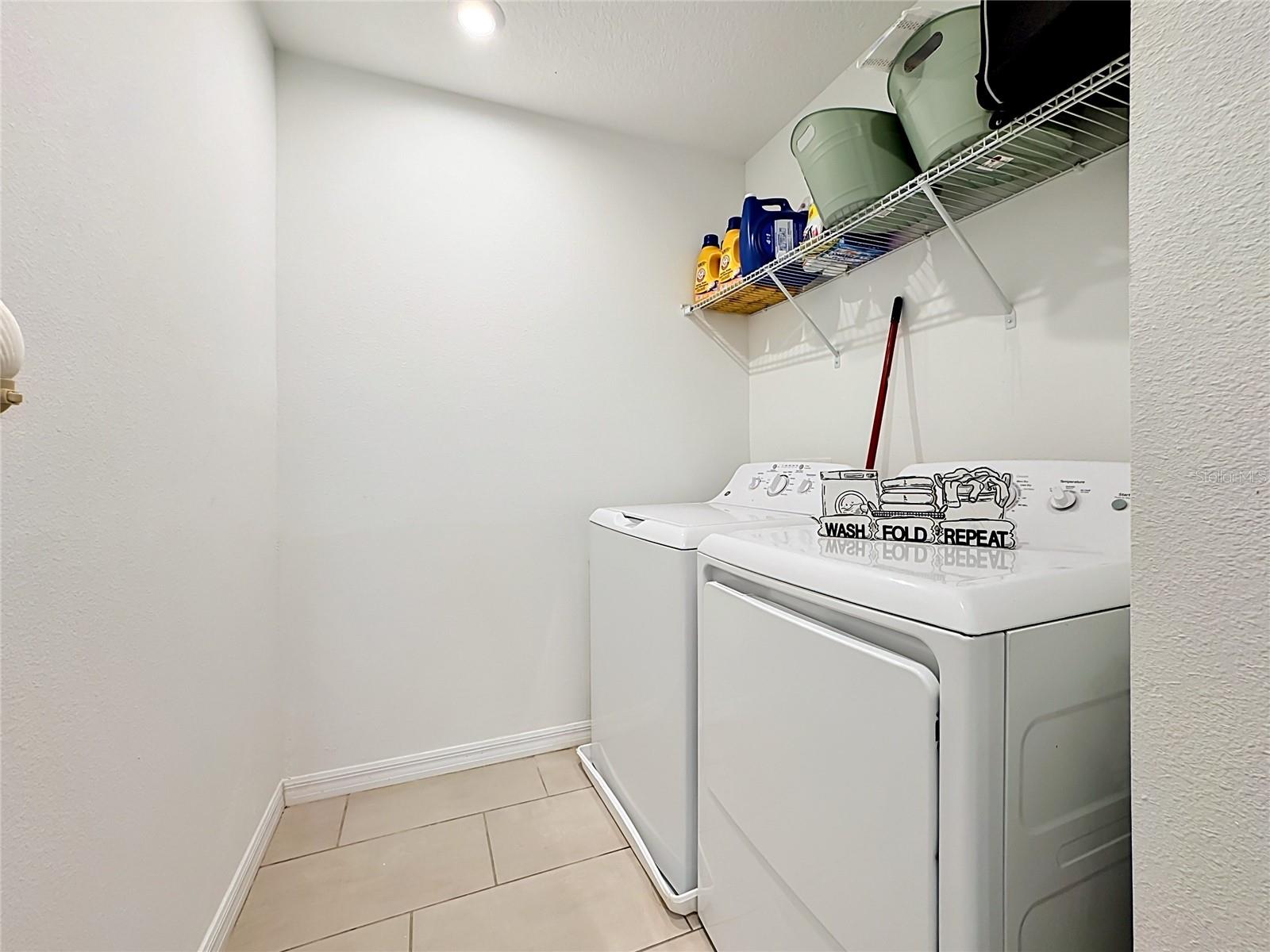 246 Zircon Rd Property Photo 45