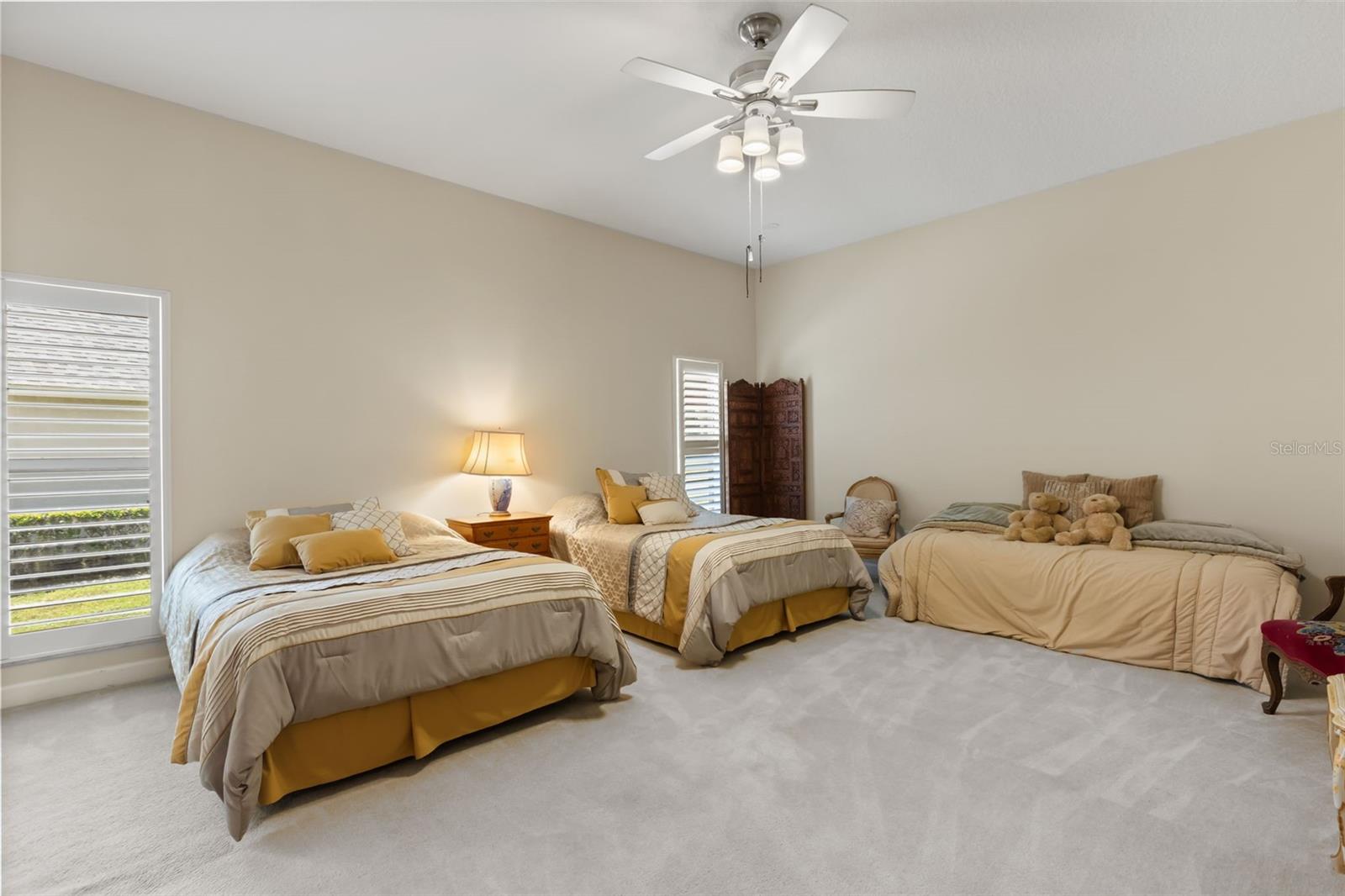 1521 Edgewater Dr Property Photo 29