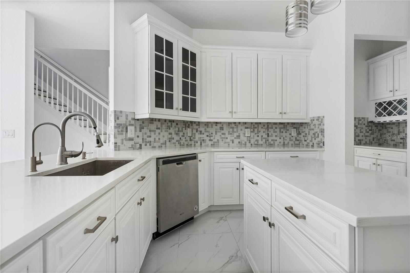 13019 Woodford St Property Photo 34